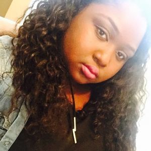 Meet your Posher, Kelsey